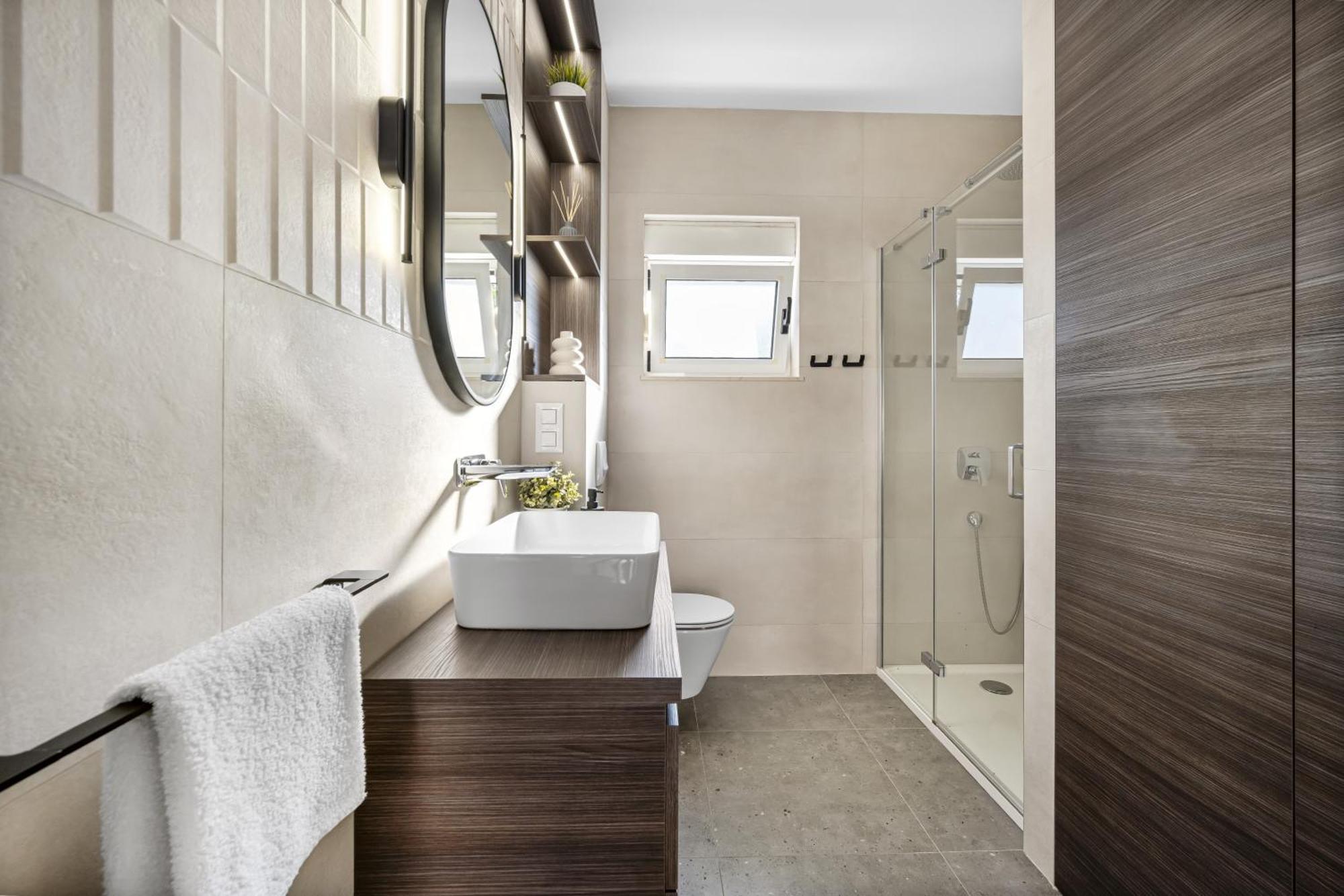Aquarius Apartments - Beachside With Heated Pool Vodice Phòng bức ảnh